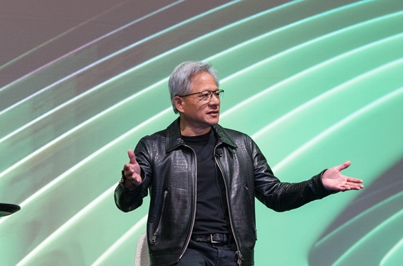 突发!美国批准英伟达对华出口H200芯片 要抽25%分成