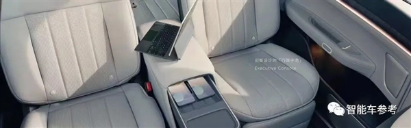 蔚来造手机 一股OPPO味(图14)