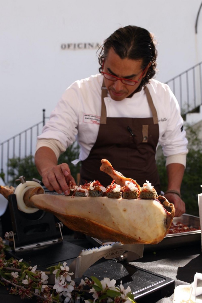 全球知名米其林星厨共赴西班牙 深度体验伊比利亚火腿的前世今生(图16) 全球知名米其林星厨共赴西班牙 深度体验伊比利亚火腿的前世今生(图16)