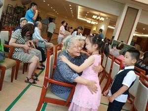 北京伊康集团 砥砺前行,肩负着重要使命和社会责任义务(图3) 北京伊康集团 砥砺前行,肩负着重要使命和社会责任义务(图3)