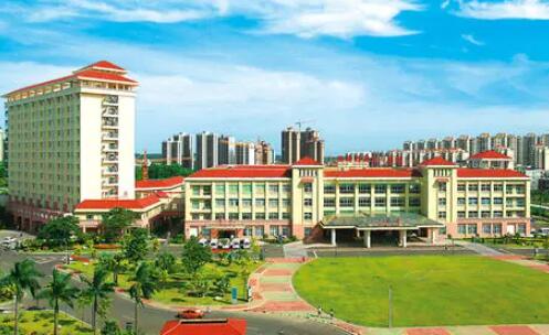 2023海南牙根补牙有名气的口腔医院排名前十位最新公示！海南医学院第一附属医院口腔科这些医院为您的整形增添更多保障(图8)